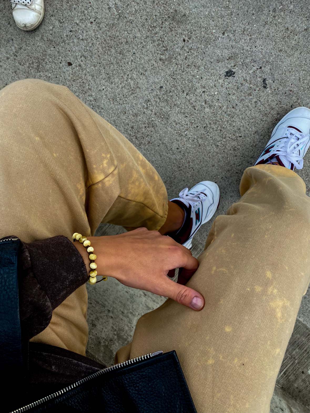 Makramowa bransoletka SURFAMBER z bursztynem mlecznym